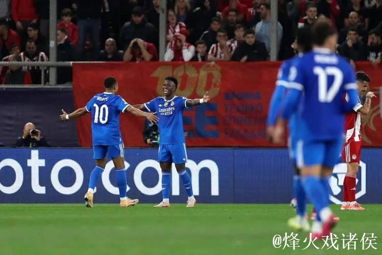 超级巨星！单场大四喜+总计9球领跑欧冠，一夜震撼全场